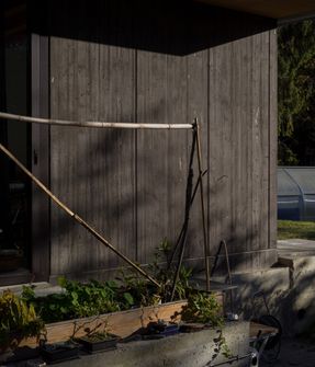 An Unfinished Domestic Device As A Threshold Between Interior And Landscape