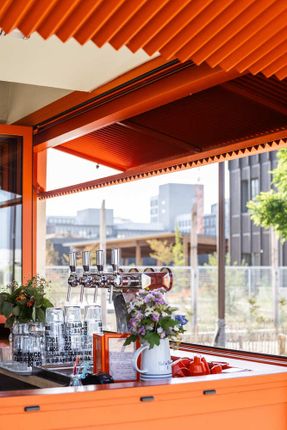 L'aiguilleuse - Renovation Of A Former Railway Signal Box Into A Kiosk-bar