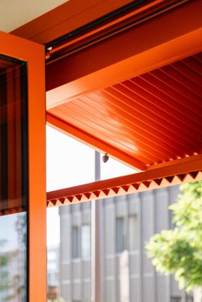 L'aiguilleuse - Renovation Of A Former Railway Signal Box Into A Kiosk-bar