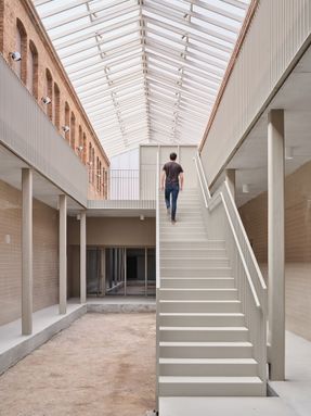 Civic Campus Sallarès Deu