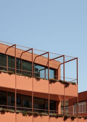 Padre Luís Cabral Building