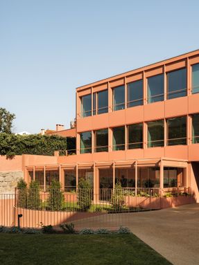 Padre Luís Cabral Building