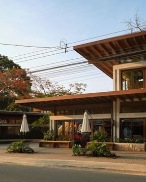 Plaza Pochote Commercial Center