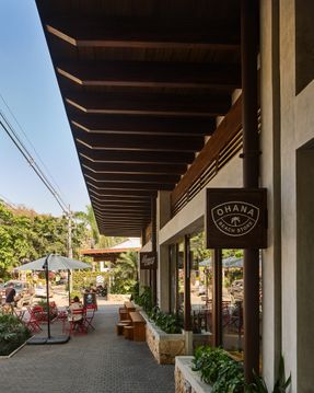 Plaza Pochote Commercial Center