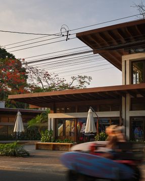 Plaza Pochote Commercial Center