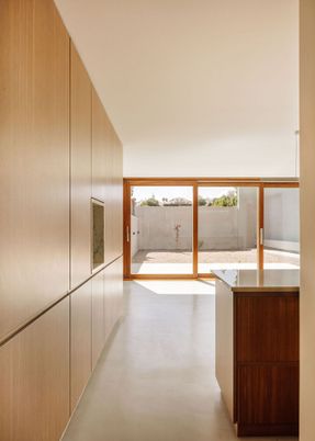 Poliedro I House