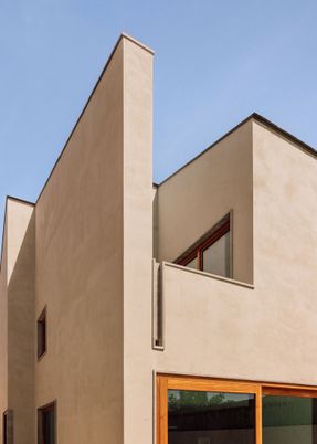 Poliedro I House
