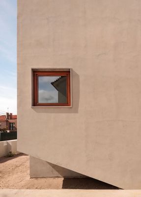 Poliedro I House