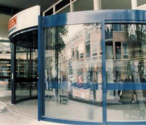 Boon Edam Tournex High Capacity Revolving Door