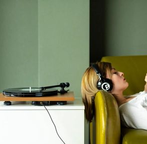 Pro-ject Hear It One Anniversary Headphones
