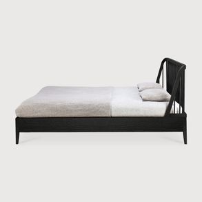 Ethnicraft Spindle Bed