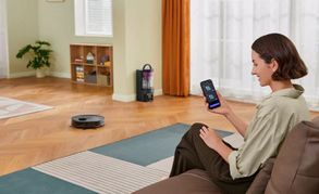 Eureka Eureka E20 Plus Robot Vacuum With Bagless Self Emptying Station