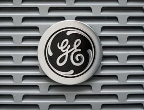 Ge Appliances 1.5-ton 16 Seer Single-stage Air Conditioner