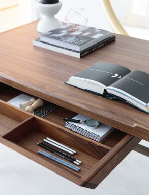 Porada Bayus 8 Console