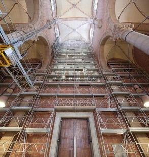 Pilosio P.L.A. Flexible, lightweight aluminum frame scaffolding