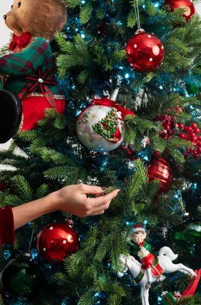 Giuliagrillo Realistic Christmas Tree With Bright Embedded Lights Rgb 18010 Led Mille And A Spruce