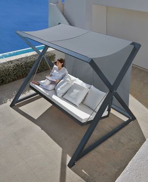 Gandiablasco Nao-nao Garden Swing