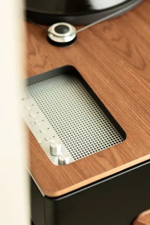 La Boite Concept LX Turntable Connect Vinyl Player