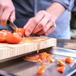 Zwilling Cutting board with tray 39 cm x 30 cm bamboo