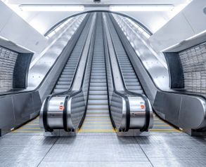 Schindler Schindler 9700 Escalator