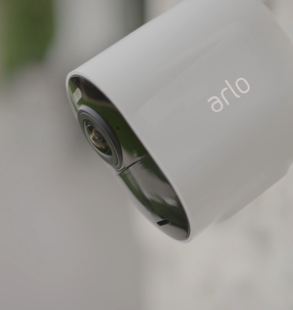 Arlo Ultra 2 Wireless Security Camera
