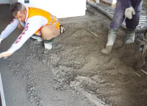 laterlite Paris 2.0: semi dry underfloor heating screed mortar