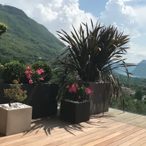 Serralunga Cubotti Deep Planter