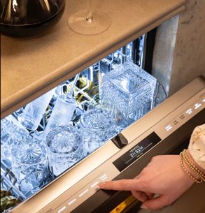Monogram Monogram 24" Premium Fully Integrated Dishwasher - Panel Ready