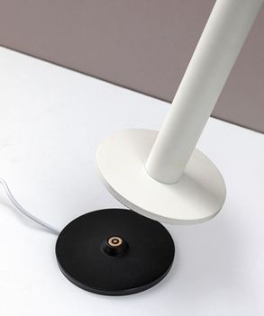 Rossinigroup Voice – White LED Portable Table Lamp