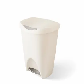 Umbra Brim Step On Trash Can