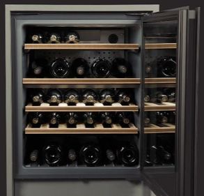 Smeg Wi-Fi Built-in Wine Cooler
