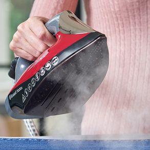 Russell Hobbs Quiet Super Steam Pro Steam Generator Iron
