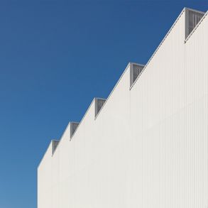 Paraiso Office Building + Industrial Warehouse