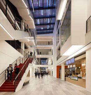 Frankfurt School of Finance and Management