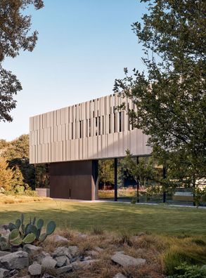 Highland Park Residence