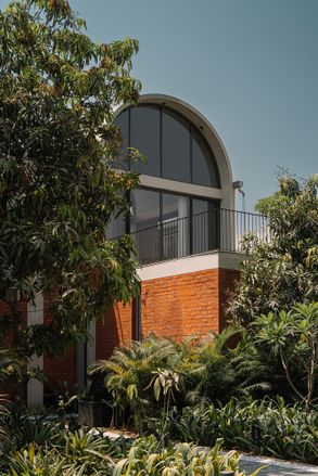 Teen Vaults House