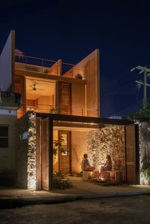 Puerto House