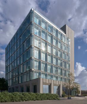 Quartz Plaza