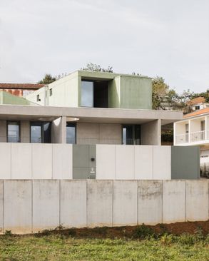 G – 5 Houses
