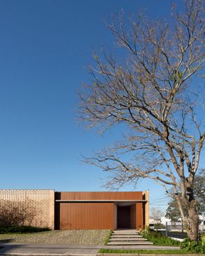 House Aura