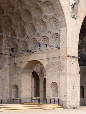 Basilica Di Massenzio Exhibition Pathway