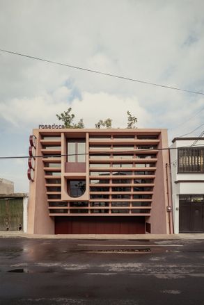 Rosadoce Commercial Building
