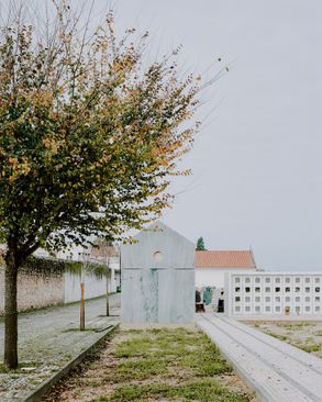 Family Tomb In Coimbra