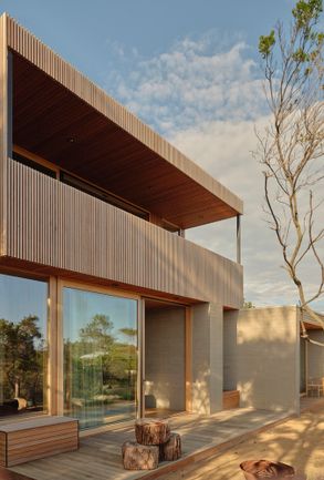 Point Lonsdale House