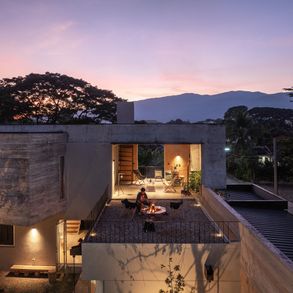 The Terrace House