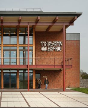 Theatr Clwyd