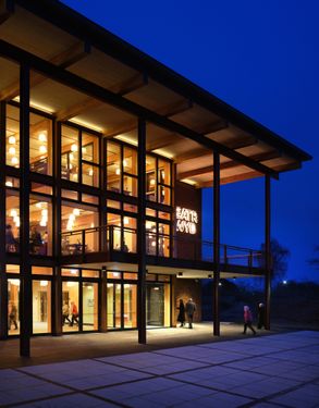 Theatr Clwyd