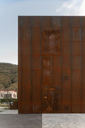New Winery URS HAUSER