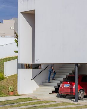 House JF