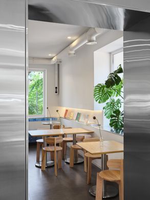 Collab Cafe & Concept Store